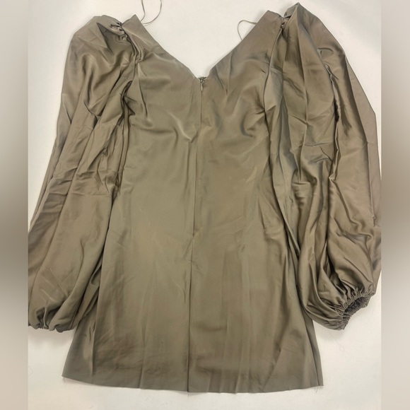 Jagger & Stone Elegant Olive Green Mini Dress with Puff Sleeves. size 4 - Picture 8 of 12